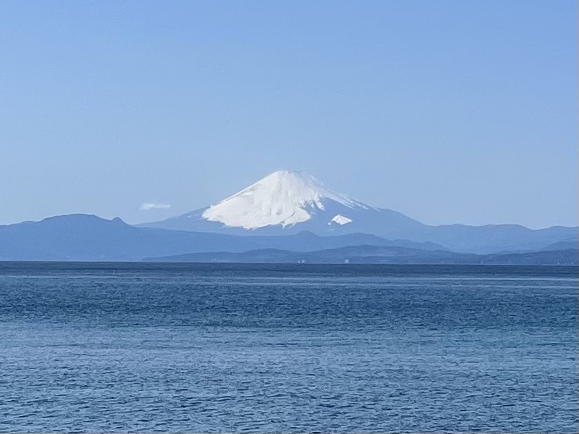 長者ヶ崎海岸から富士山